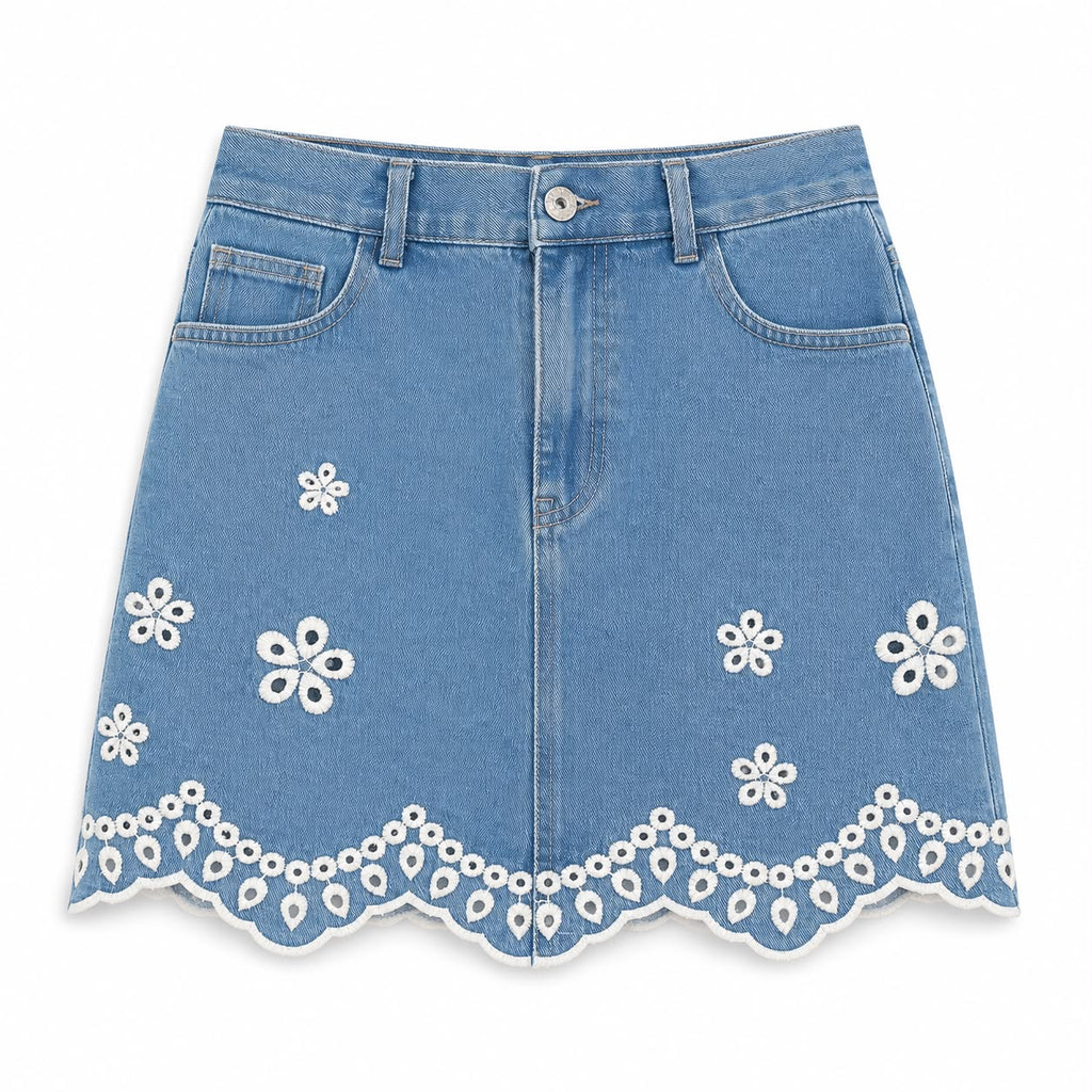 Falda con short detalles bordados