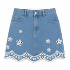 Falda con short detalles bordados